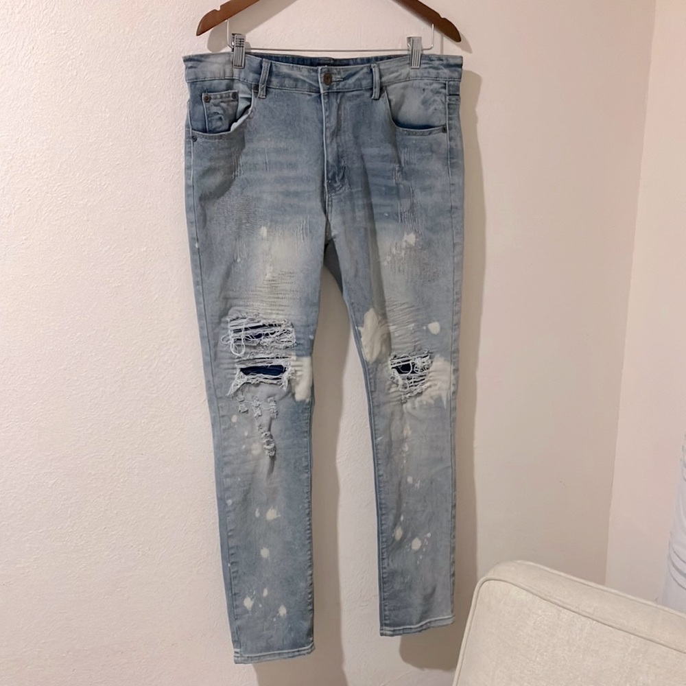Men's Light Blue Distressed Jeans
